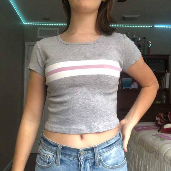 crop top - Picture 1 of 2